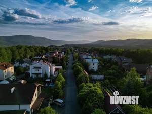 Коттедж 350м², 4-этажный, участок 10 сот.  