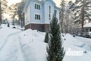 Дом 390м&sup2;, 4-этажный, участок 14 сот.  