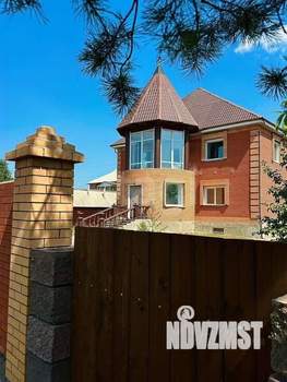 Дом 502м&sup2;, 3-этажный, участок 14 сот.  