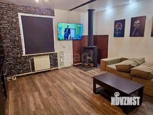 Дом 250м&sup2;, 3-этажный, участок 9 сот.  