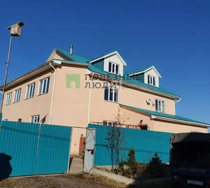 Дом 527м², 2-этажный, участок 12 сот.  