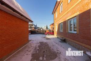 Дом 253м&sup2;, 2-этажный, участок 10 сот.  