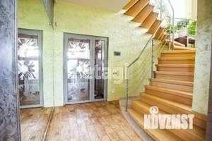 Дом 343м&sup2;, 2-этажный, участок 13 сот.  