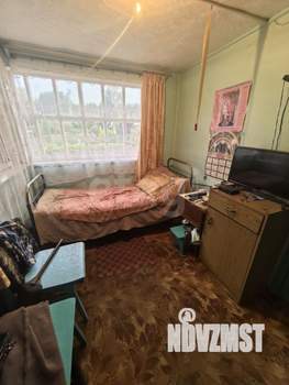 Дом 50м&sup2;, 2-этажный, участок 6 сот.  