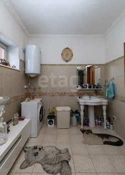 Дом 550м&sup2;, 4-этажный, участок 8 сот.  