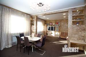 Дом 161м², 2-этажный, участок 6 сот.  