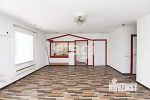 Дом 277м², 3-этажный, участок 6 сот.  