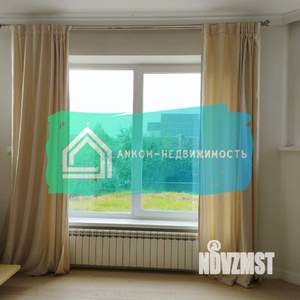 Коттедж 300м², 3-этажный, участок 14 сот.  