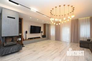 Таунхаус 340м², 3-этажный, участок 2 сот.  