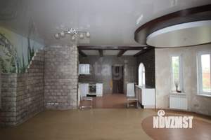 Дом 326м², 2-этажный, участок 22 сот.  