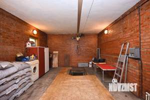 Дом 318м&sup2;, 2-этажный, участок 16 сот.  