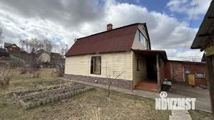 Дом 61м&sup2;, 2-этажный, участок 11 сот.  