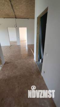 Дом 124м&sup2;, 1-этажный, участок 9 сот.  