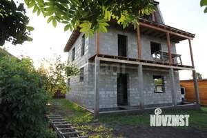 Дом 200м&sup2;, 3-этажный, участок 5 сот.  