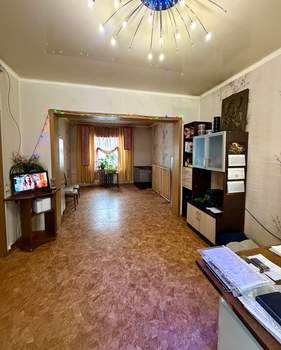 Дом 326м&sup2;, 3-этажный, участок 8 сот.  