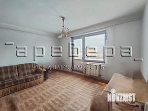 Дом 280м², 3-этажный, участок 14 сот.  