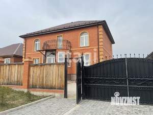 Дом 200м&sup2;, 2-этажный, участок 18 сот.  