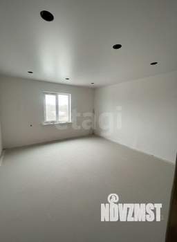 Дом 97м&sup2;, 2-этажный, участок 6 сот.  