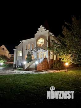 Дом 416м&sup2;, 2-этажный, участок 21 сот.  