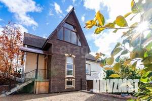 Дом 260м&sup2;, 3-этажный, участок 5 сот.  