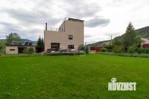 Дом 558м&sup2;, 4-этажный, участок 15 сот.  