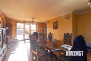 Дом 531м&sup2;, 3-этажный, участок 15 сот.  