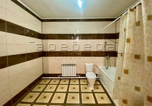 Дом 237м&sup2;, 3-этажный, участок 10 сот.  