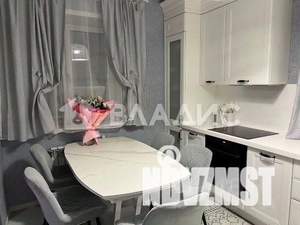 Дом 163м&sup2;, 2-этажный, участок 6 сот.  