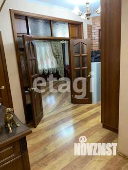 Дом 350м², 3-этажный, участок 15 сот.  