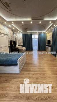 Дом 265м&sup2;, 3-этажный, участок 6 сот.  