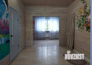 Коттедж 442м², 3-этажный, участок 14 сот.  