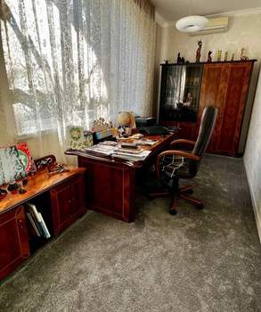 Дом 1200м², 3-этажный, участок 36 сот.  