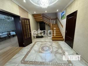Дом 200м², 2-этажный, участок 18 сот.  