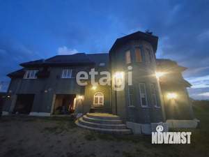 Дом 326м&sup2;, 2-этажный, участок 22 сот.  