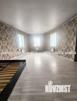 Дом 391м², 2-этажный, участок 5 сот.  