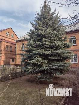 Коттедж 302м², 3-этажный, участок 10 сот.  