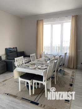 Дом 150м&sup2;, 2-этажный, участок 7 сот.  