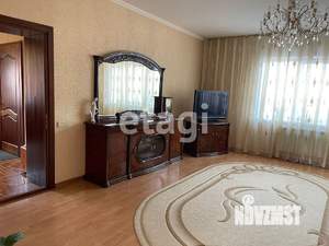 Дом 300м², 2-этажный, участок 8 сот.  