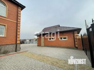 Дом 200м&sup2;, 2-этажный, участок 18 сот.  