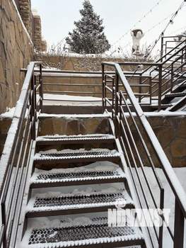 Дом 224м&sup2;, 3-этажный, участок 594 сот.  