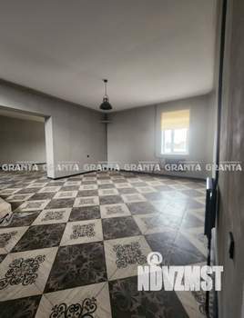 Дом 391м&sup2;, 2-этажный, участок 5 сот.  