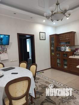 Коттедж 247м², 2-этажный, участок 13 сот.  