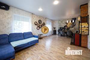 Коттедж 150м², 2-этажный, участок 10 сот.  
