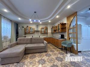 Коттедж 478м&sup2;, 3-этажный, участок 17 сот.  