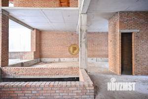 Дом 200м&sup2;, 2-этажный, участок 10 сот.  