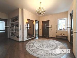 Коттедж 340м², 2-этажный, участок 15 сот.  