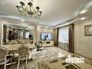 Коттедж 256м², 3-этажный, участок 12 сот.  
