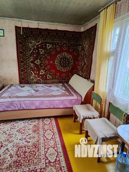 Дом 32м², 2-этажный, участок 6 сот.  