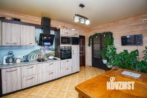 Дом 170м&sup2;, 2-этажный, участок 14 сот.  