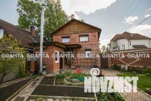 Дом 105м&sup2;, 2-этажный, участок 4 сот.  